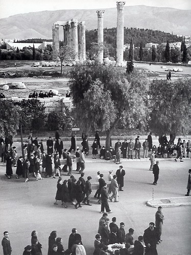 Funeral of Dekembriani Victims in Athens 1944